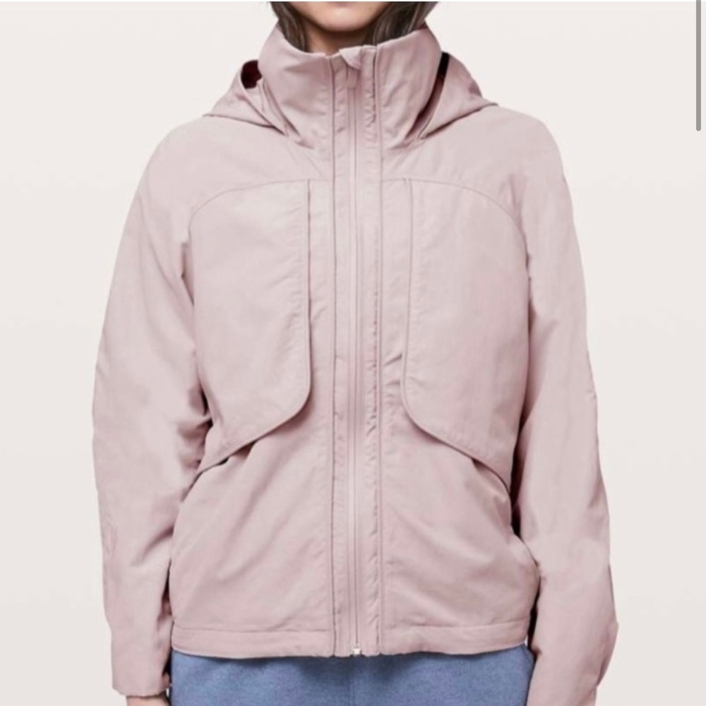 Women’s Lululemon Always Effortless Jacket Size 4